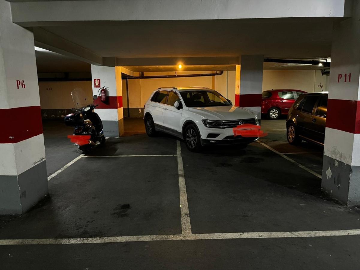 Apto De Diseno Centro Parking Calefaccion Aire Wifi Granada Luaran gambar